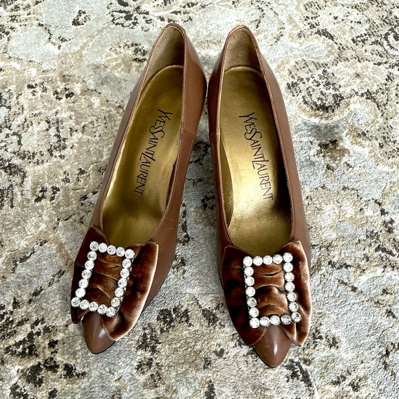 Authentic YVES SAINT LAURENT pumps🔥🔥 - Picture 1 of 12